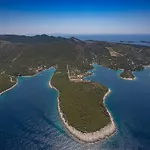 Sonia Hvar Villa